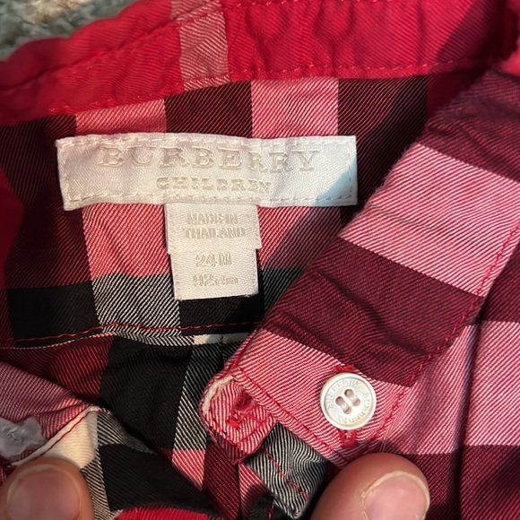 EUC Burberry Boys Dress Button Shirt Red 24m - Picture 2 of 4